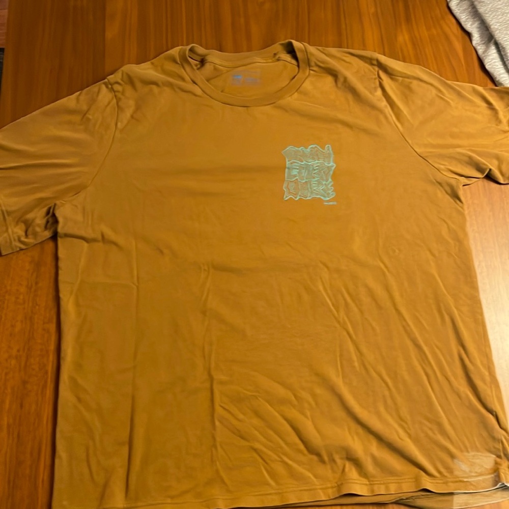 Janji “Run Everywhere” running tee, L